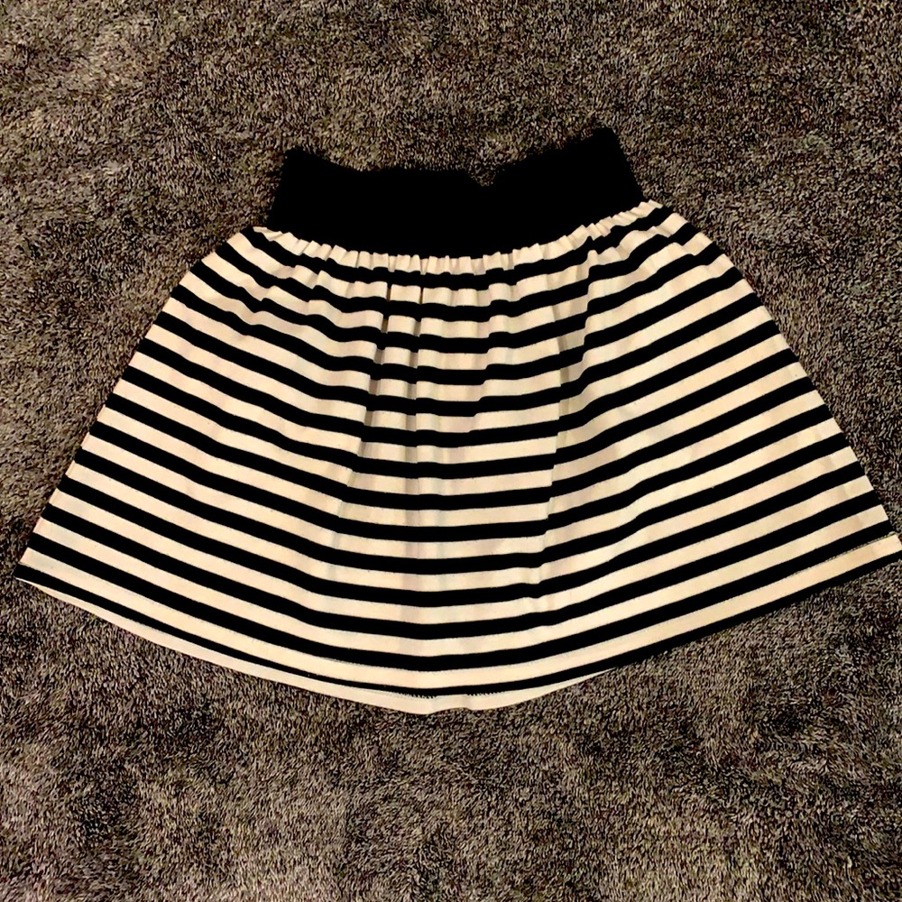 Youth Small Black & White Striped Skirt
